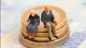 Pensione con integrazione al trattamento minimo: a chi spetta l'aumento, importo e come richiederlo