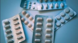 Farmaci da portare in vacanza: quelli da mettere sempre in valigia