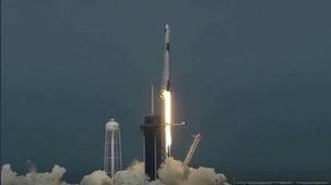 Amazon sfida Starlink e lancia 27 satelliti internet