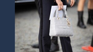 Ecco come i brand emergenti stanno conquistando quote di mercato a danno delle aziende del lusso