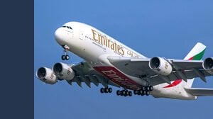 Nuove regole per chi vola con Emirates dall'1 ottobre, attenzione a questo divieto