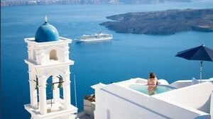L'isola a poche ore dall'Italia in cui dominano pace e silenzio. E con prezzi incredibilmente bassi