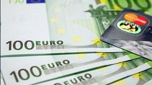 Interessi annui al 6,3% e yield al 6,76% sul bond in euro 2030 e cedole ogni 3 mesi 