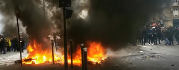 Da Parigi (sommersa dai rifiuti) a Londra, continuano gli scioperi e le proteste