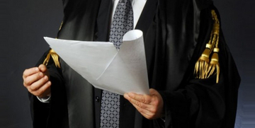 Si può denunciare un avvocato? Sì se scorretto: ecco come fare