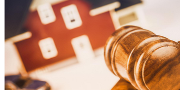 Come partecipare a un'asta giudiziaria: procedura e rischi