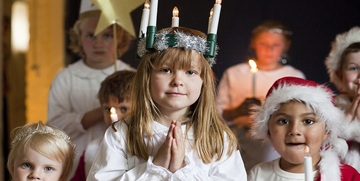 Santa Lucia: frasi, auguri e perché si festeggia 