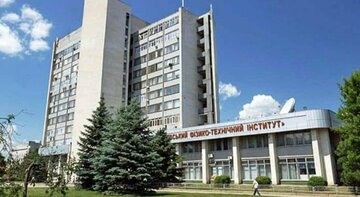 Guerra in Ucraina, colpito un centro di ricerca nucleare: Zelensky chiede più armi