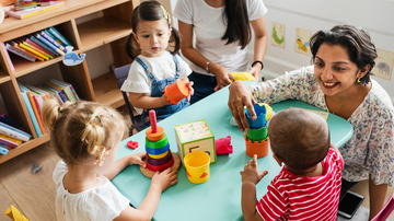 Assunzioni a Napoli per lavorare con i bambini, ecco il concorso pubblico