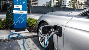 Auto ibride plug-in, alcuni produttori mentono sulle emissioni?