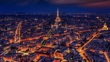Parigi: dal 2022 stop auto in centro. La situazione in Europa e in Italia