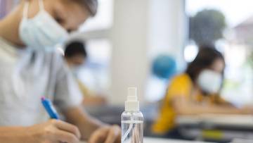 Mascherina in classe: obbligatoria da settembre 2021? Le cose da sapere