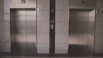 Cos'è un elevator pitch? 5 consigli per farlo al meglio