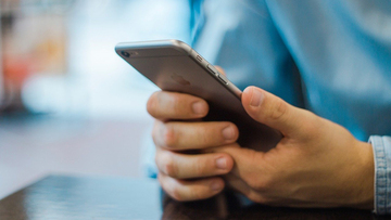 Vuoi sapere dove sarà il prossimo golpe? Chiedi al tuo smartphone, è il mandante