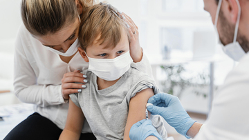 L'Austria vaccina i bambini dai 5 agli 11 anni senza autorizzazione dell'Ema: l'Italia farà lo stesso?
