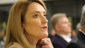 Quanto guadagna Roberta Metsola? Stipendio e biografia della presidente del Parlamento Ue