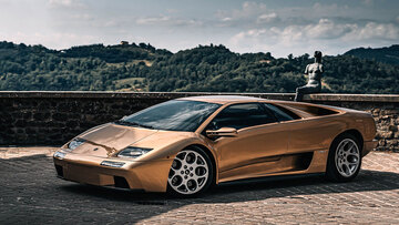 Lamborghini Diablo: la leggendaria supercar con il V12