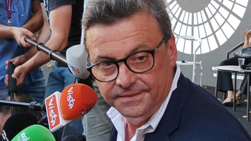 Elezioni, le previsioni di Calenda: “Azione prenderà più voti della Lega, Fi sfiorerà il 3%”