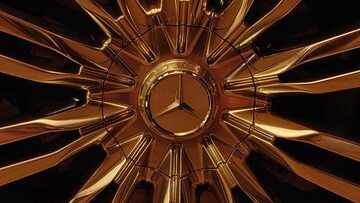 Mercedes-Benz Italia: una strategia vincente per un 2022 nel segno del lusso 