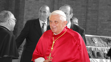 Papa Benedetto XVI è morto: l'annuncio e il dolore del Vaticano