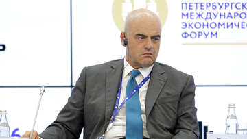 Eni registra profitti record nel 2022, ma delude gli investitori con il piano strategico al 2026: cosa succede al titolo? 
