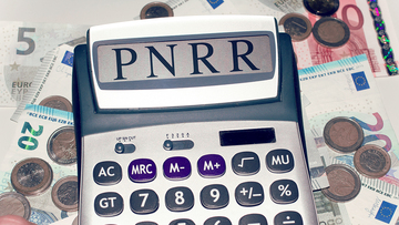 Pnrr Italia: come cambia, chi perderà soldi e cosa aveva promesso il governo