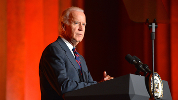 Il 68% degli americani non ha fiducia nella capacità mentale di Biden: i dem cambiano candidato?