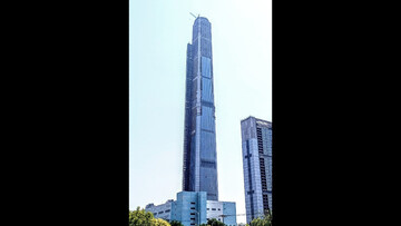 L'edificio più alto del mondo è ancora abbandonato, nessuno sa dove sia il proprietario