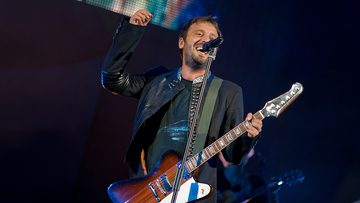 Cesare Cremonini tour 2025: biglietti, prezzi e date