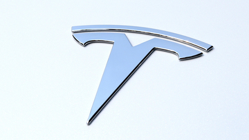 Le azioni Tesla tornano a correre. Presto nuovi massimi?