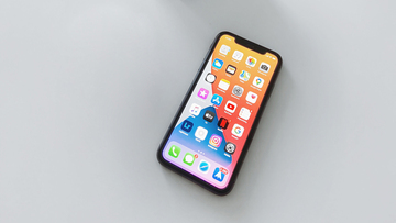 Perché alcuni iPhone hanno iniziato a riavviarsi da soli