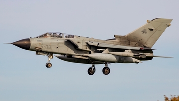 L'aeronautica del paese più grande del mondo acquisisce caccia Suhoi Su-30 per $1 miliardo 