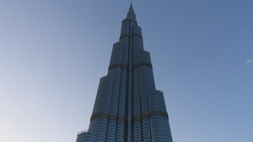 Sai chi è il proprietario del Burj Khalifa di Dubai, l'edificio più alto del mondo? 