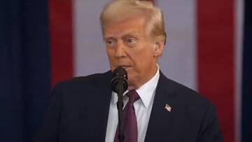 Trump insulta di nuovo Powell (Fed) sui tassi: “loser”. Wall Street non regge il colpo, il bilancio shock di aprile