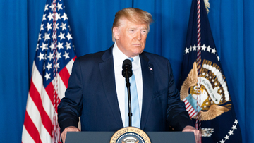 Altro che tregua. Trump alza il tiro con dazi doppi e accuse alla Cina. Cosa succede?