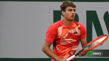 Chi è e quanto guadagna Flavio Cobolli, il tennista romano che sta scalando la classifica ATP