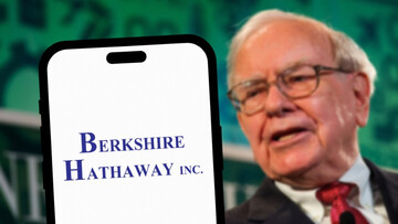 Warren Buffett, Berkshire Hathaway ha appena mollato 1/3 di questa scommessa. Tonfo azioni