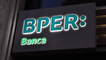 BPER incassa utili record e inaugura nuova fase di crescita con Pop Sondrio. Papa migliora la guidance 