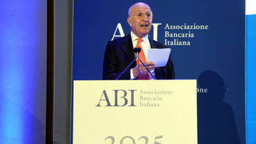 Su banche Patuelli (ABI) smentisce Meloni. E serve un taglio tasse sul risparmio degli italiani