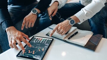 Le 5 azioni da comprare prima che suoni il gong degli utili