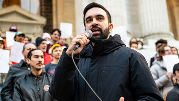 Che opinione hai del nuovo sindaco di New York, Zohran Mamdani? Il sondaggio