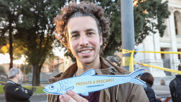 “Sardine sono la compagnia low cost del PD” (Rizzo) VIDEO