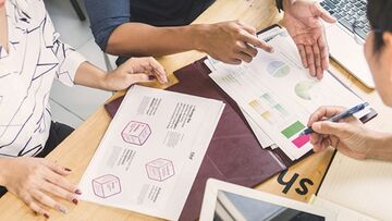 Come migliorare la comunicazione con il cliente nel settore Finance & Insurance