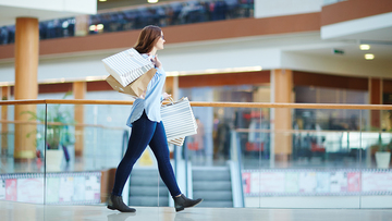 Stati Uniti: indice vendite al dettaglio decisamente migliore delle stime