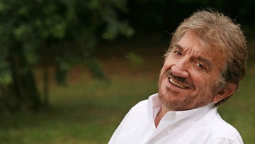 Gigi Proietti è morto: 10 scene per ricordare e celebrare l'attore 