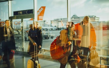 Dopo il Regno Unito anche l'UE introduce ETIAS: arriva l'autorizzazione elettronica per entrare in Europa