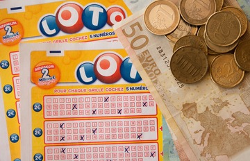 Estrazioni Lotto oggi, mercoledì 16 agosto: i numeri vincenti in diretta 
