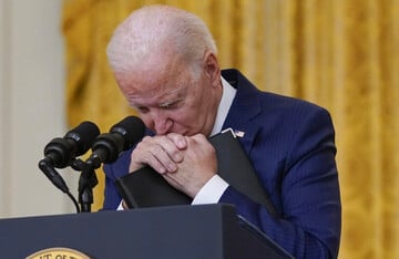 Tagli al sociale ma più spesa militare: ecco come Biden eviterà il default Usa