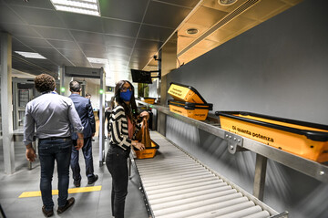 Non mettere mai questo oggetto nel nastro trasportatore in aeroporto. «Te lo rubano»