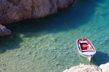 Cercano persone in quest'isola, 500€ al mese e alloggio gratuito senza lavorare